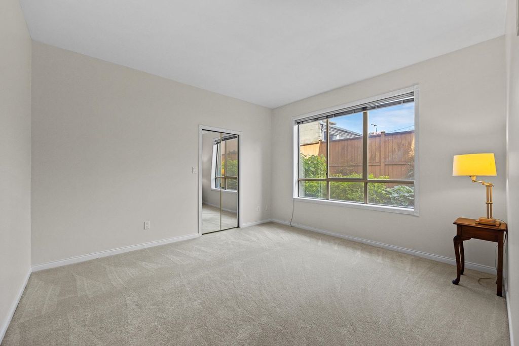 listing image 1109598982234838699
