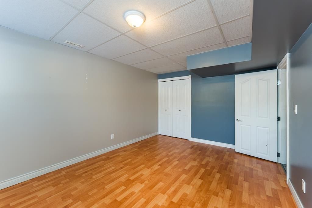 listing image 1105286372121770351