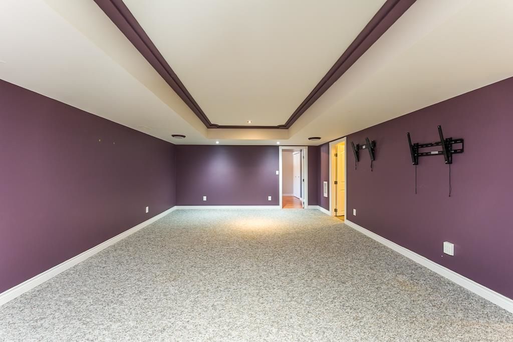 listing image 1108382975621761850