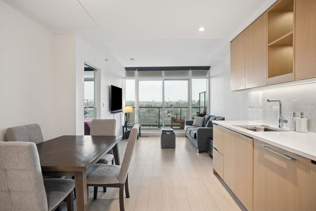 listing image 1102032170192218323