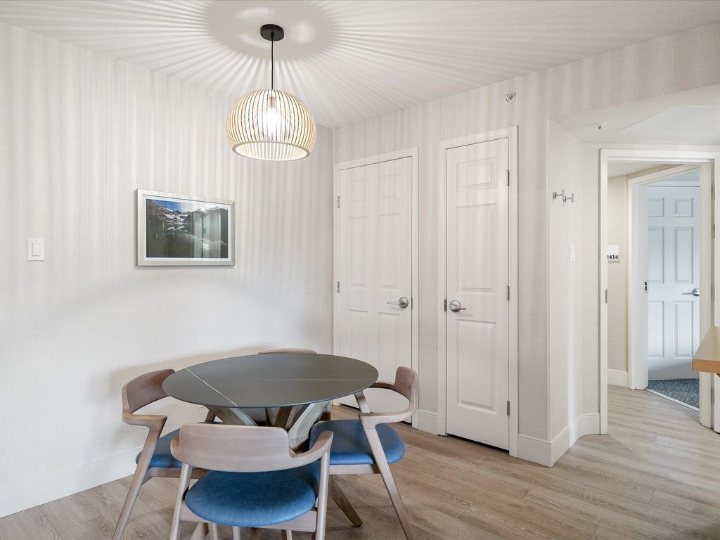 listing image 1101007699695012613