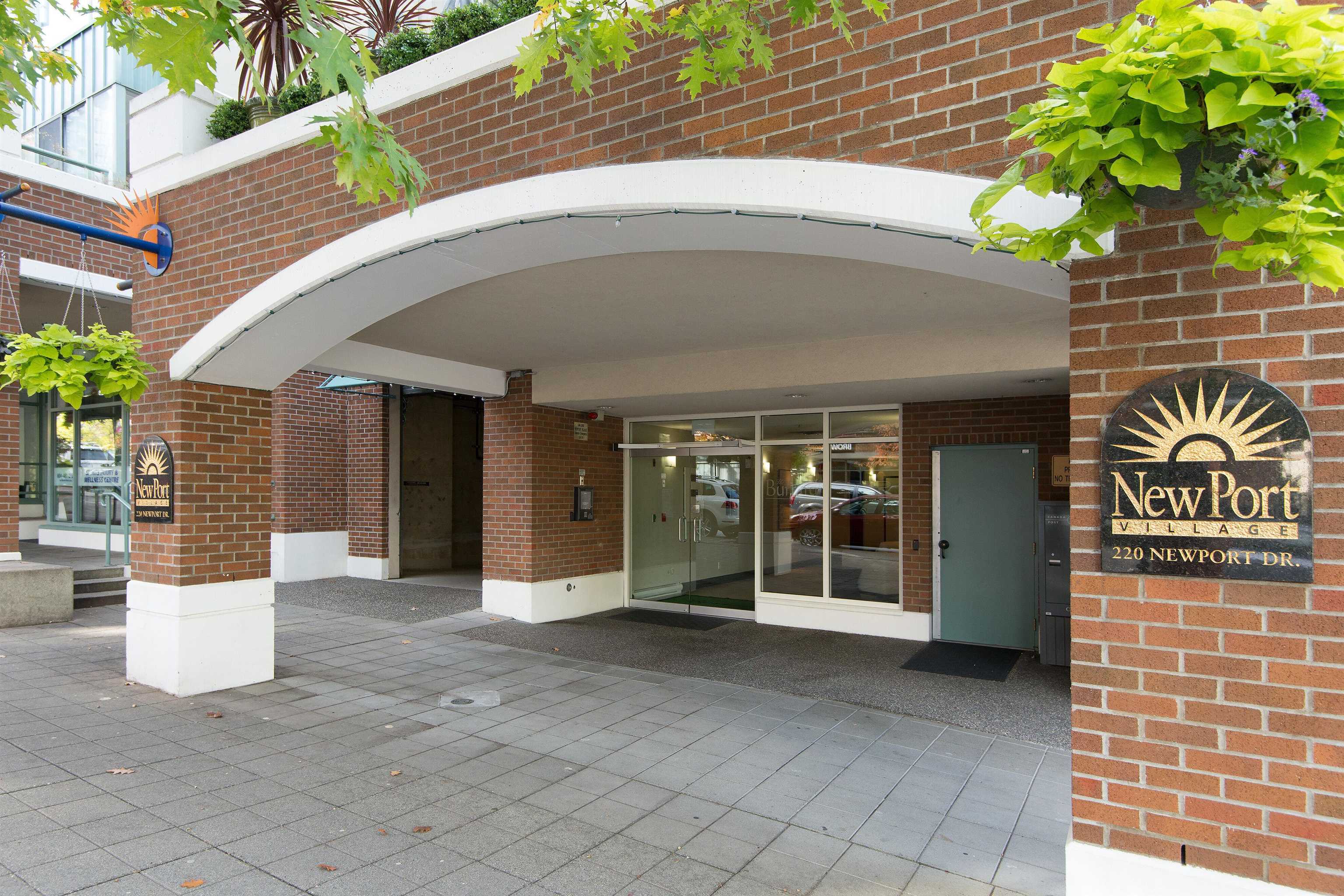 220 Newport Drive 309