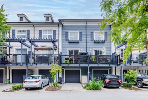 19538 Bishops Reach 4 Pitt Meadows BC V3Y 0C2