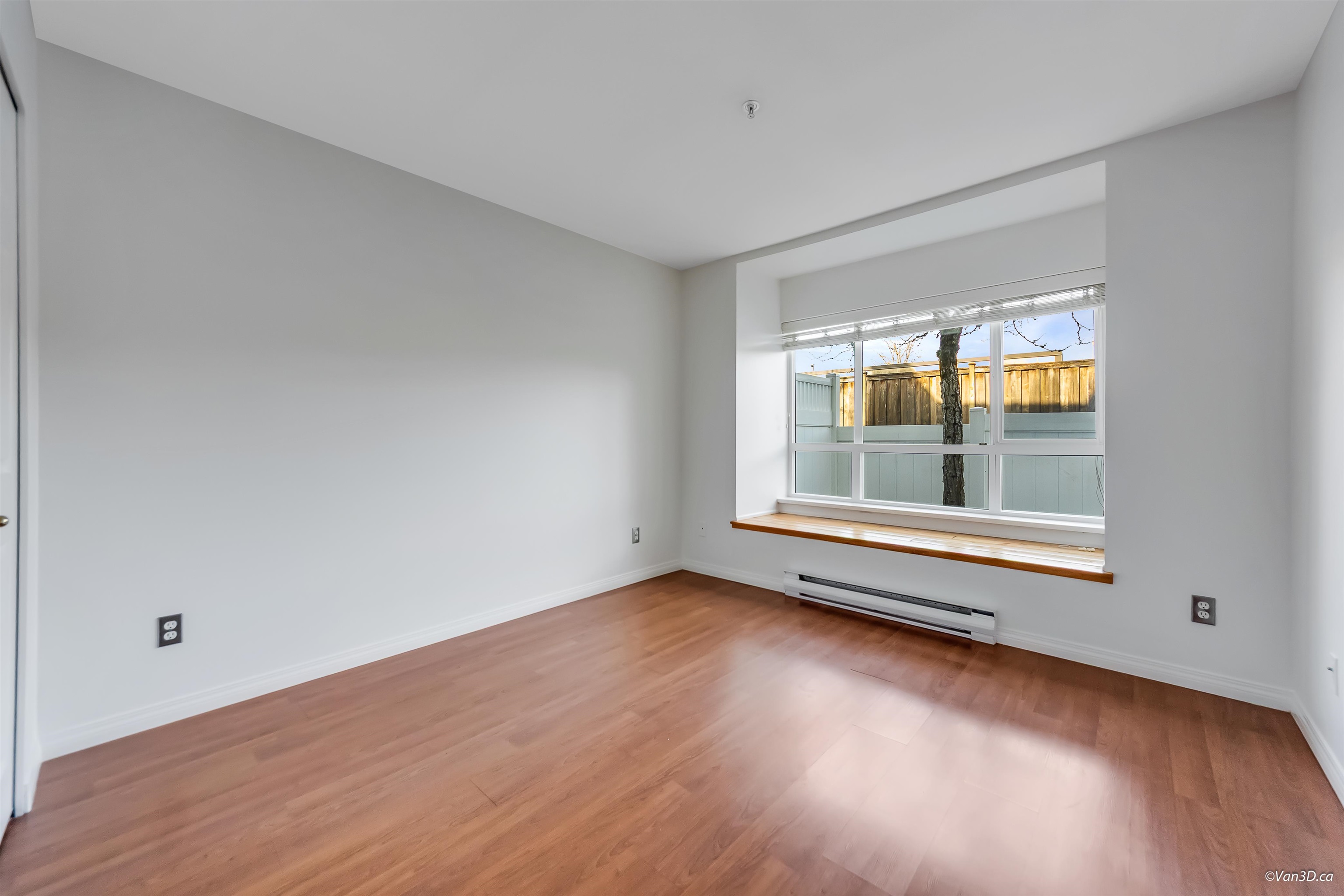 6588 Southoaks Crescent 127