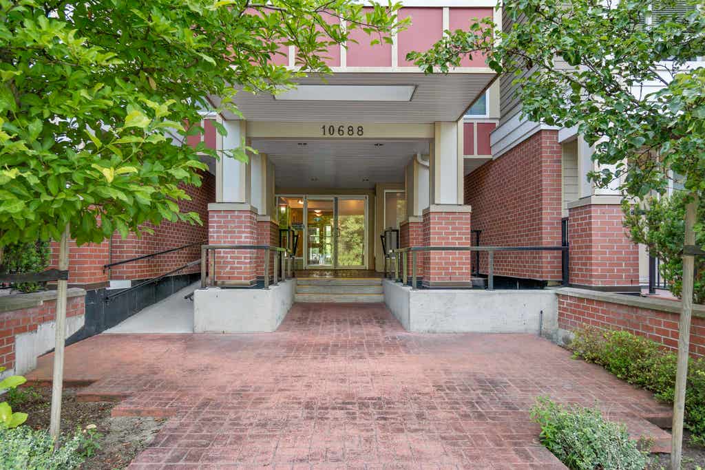 Photo of 10688 140 Street #409, Surrey, BC V3T 0M6 (MLS # R3146973)