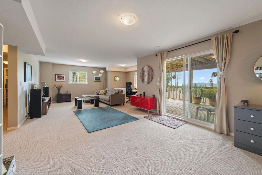 listing image 1100175189299136309