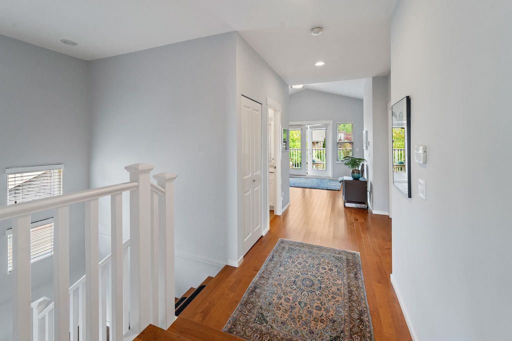 listing image 1103778512484724834