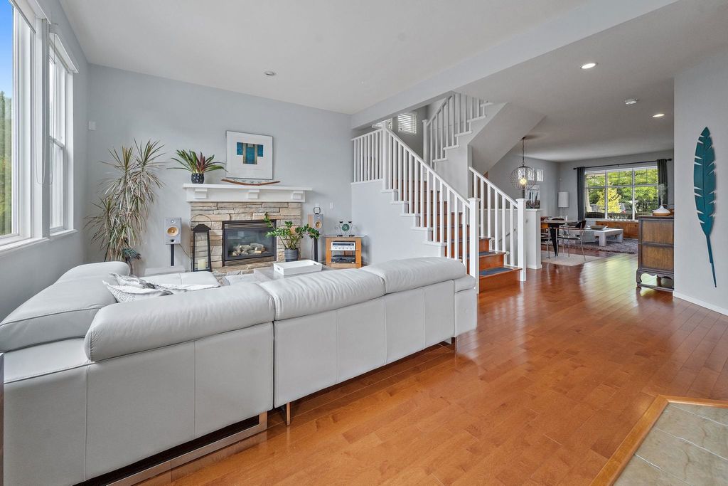 listing image 1108894745076554908