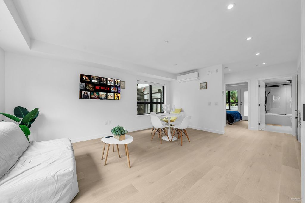 listing image 1100043208754191946
