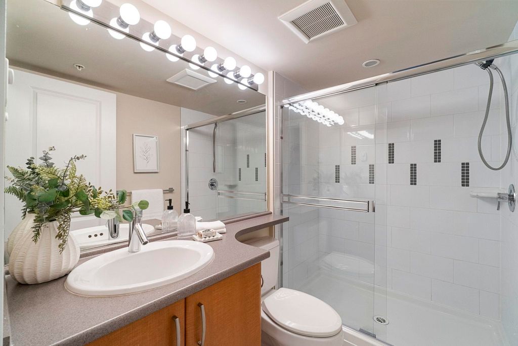 listing image 1105937910704187180