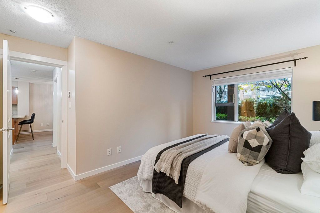 listing image 1109076516939284871