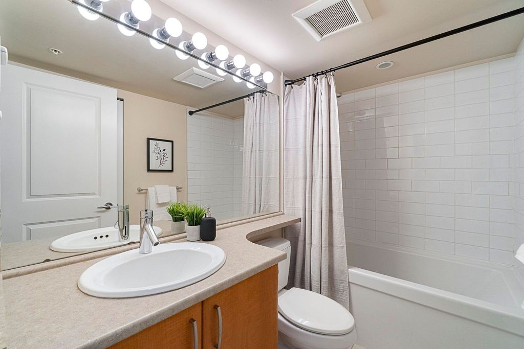 listing image 1101634958358735867