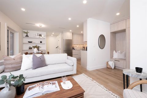 2665 E Pender Street Vancouver BC V5K 2B6