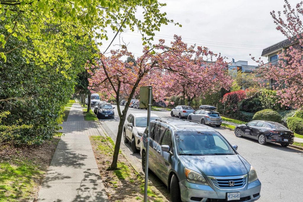 listing image 1101334066557034665