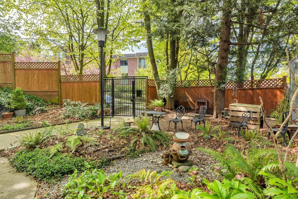 listing image 1105258287932455319
