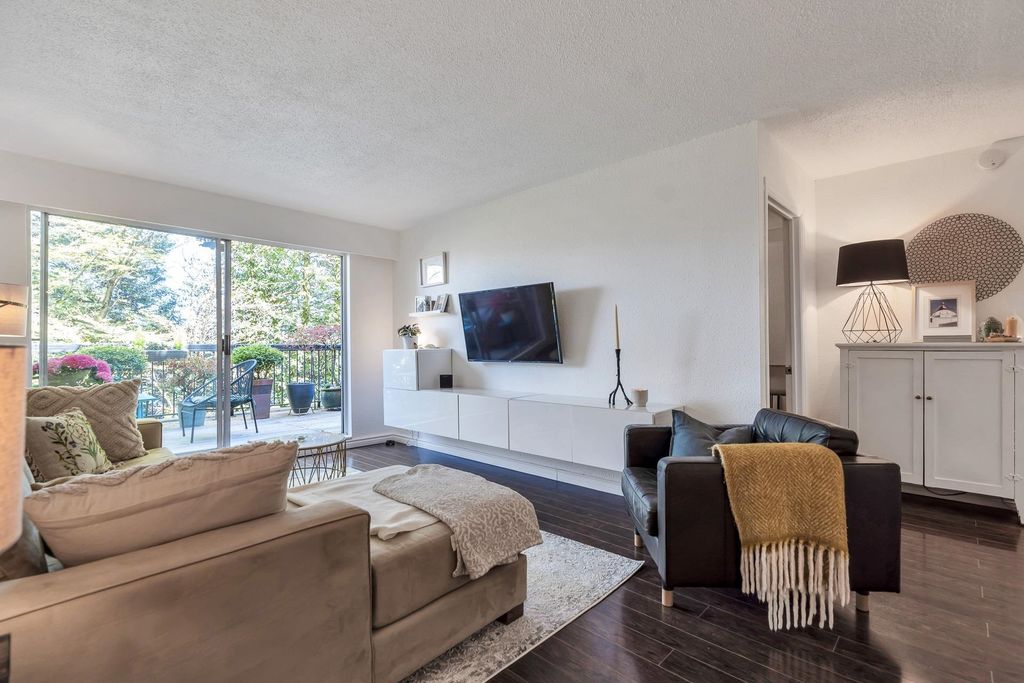 listing image 1107100128983449571