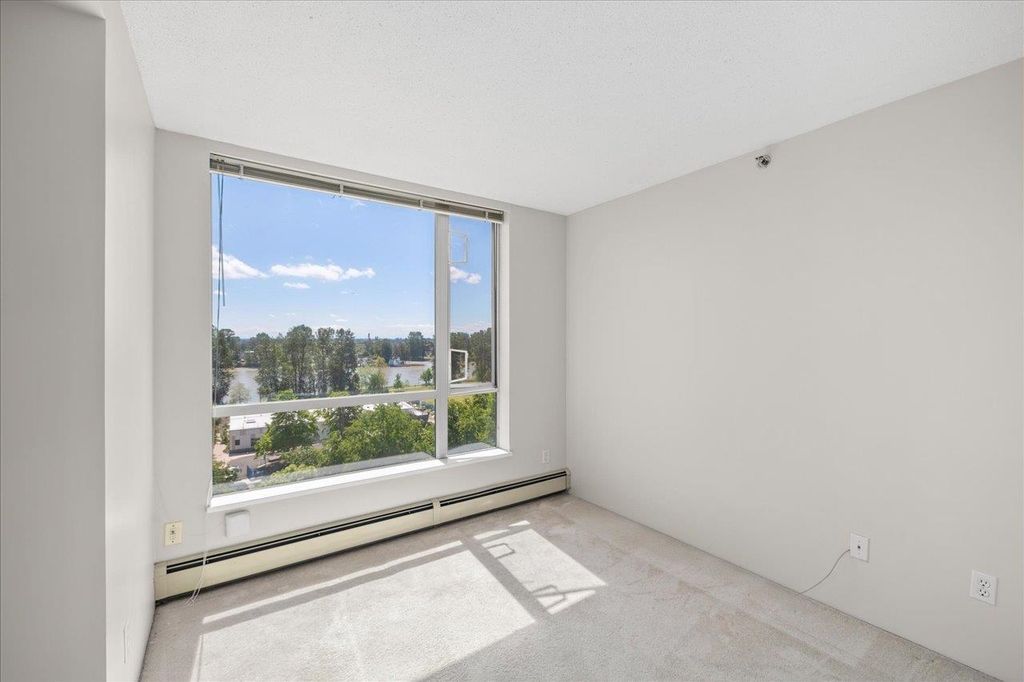 listing image 1104961138433562972