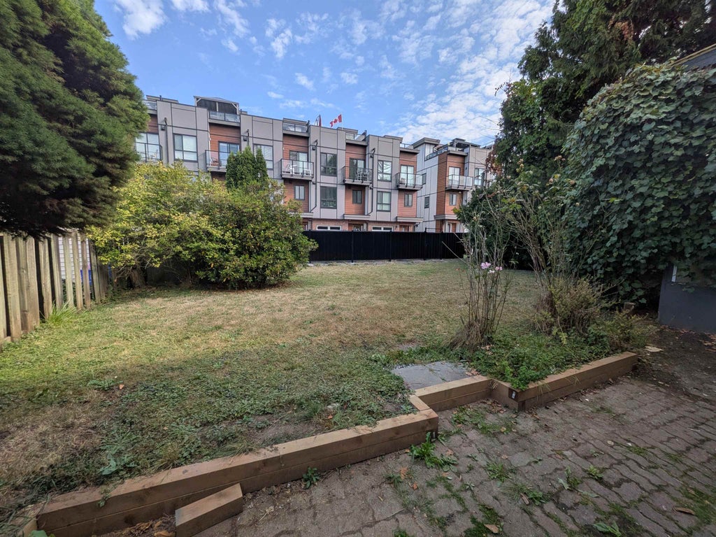 Photo of 19751 54a Avenue, Langley, BC V3A 3W4 (MLS # R3160151)