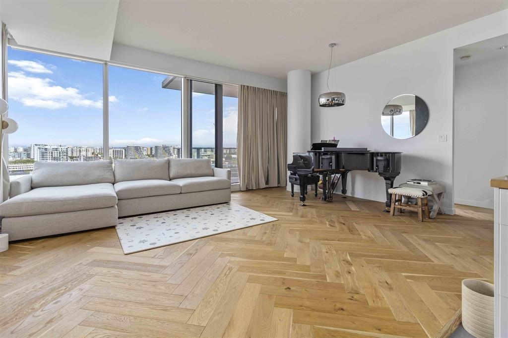 5199 Brighouse Way 1202