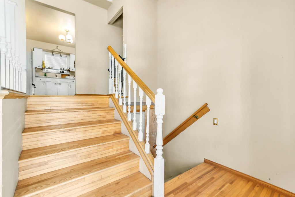 Photo of 2680 Victoria Street, Abbotsford, BC V2T 2T5 (MLS # R3172073)