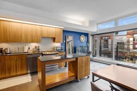 33 W Pender Street 309 Vancouver BC V6B 0E5