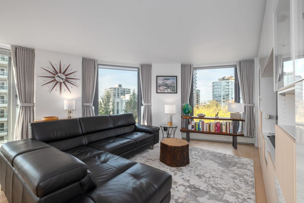 listing image 1108664170661543272