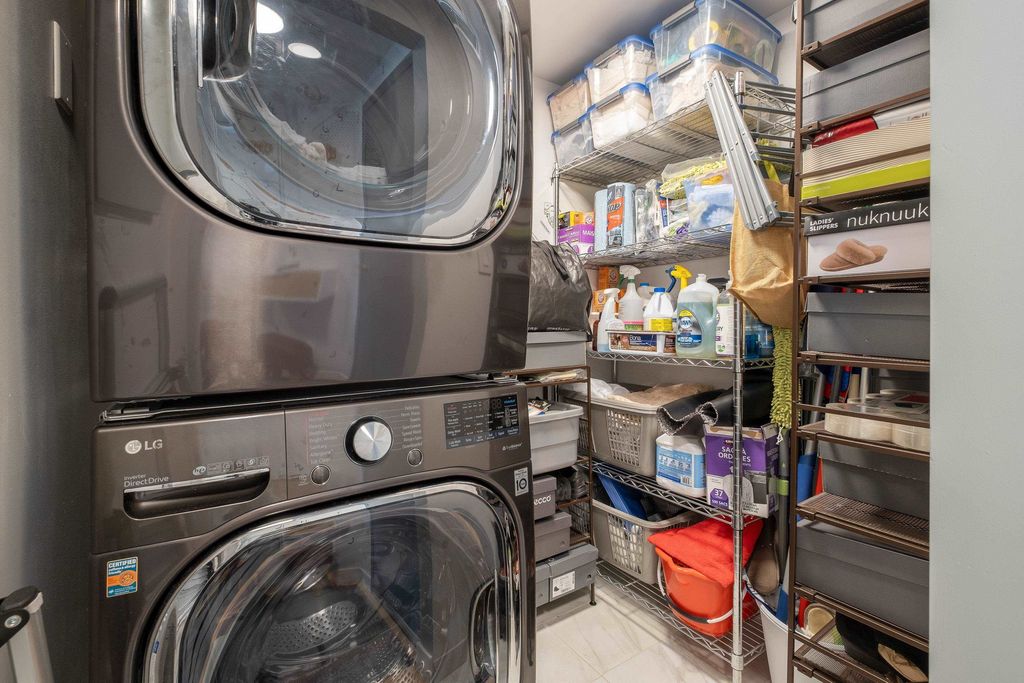 listing image 1102469180825184434
