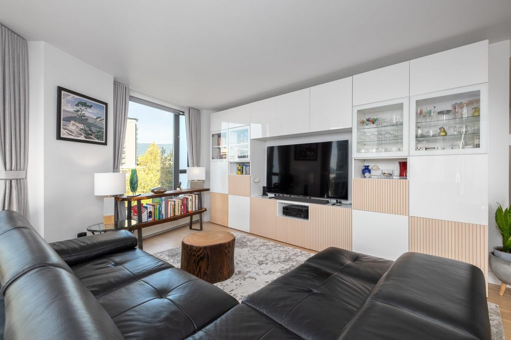 listing image 1107734837443376536