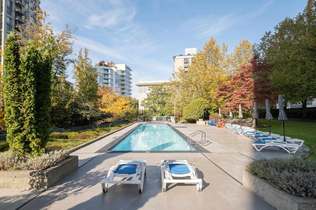 listing image 1106871747088619449