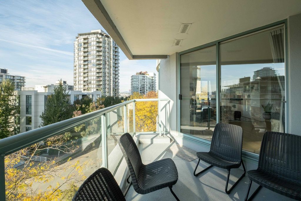 listing image 1109417144594928154