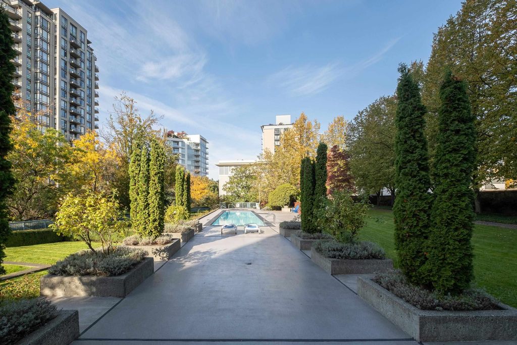 listing image 1102760159972164577
