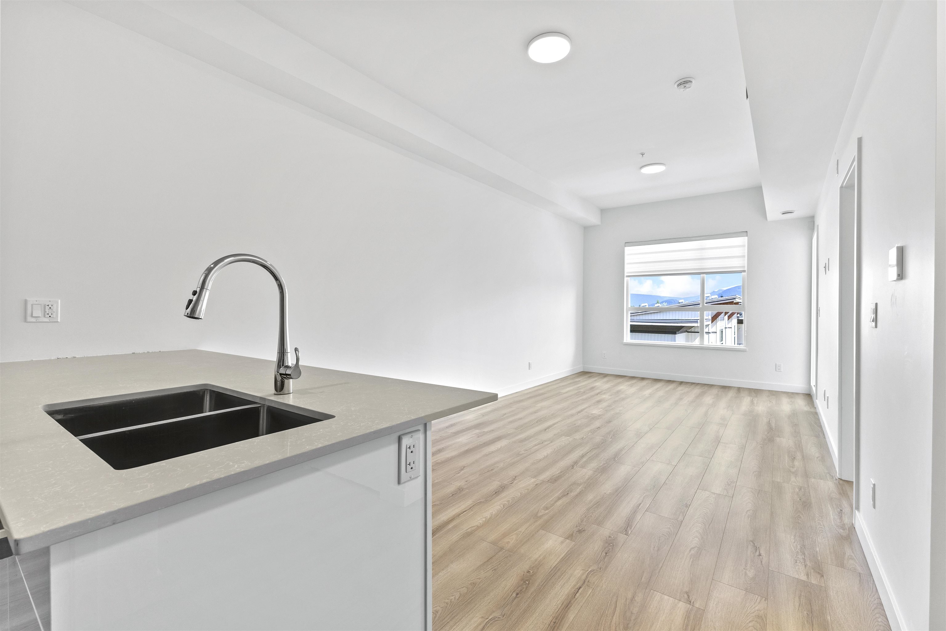 11913 Burnett Street 510