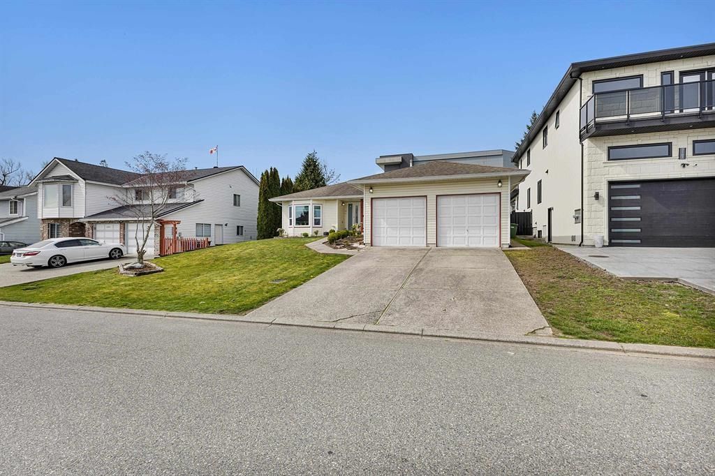 Photo of 3099 Curlew Drive, Abbotsford, BC V2T 5J3 (MLS # R3126621)