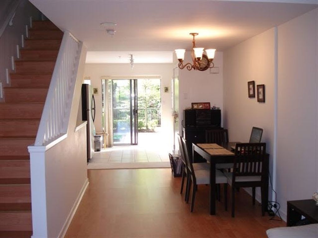 listing image 1105243590461981796