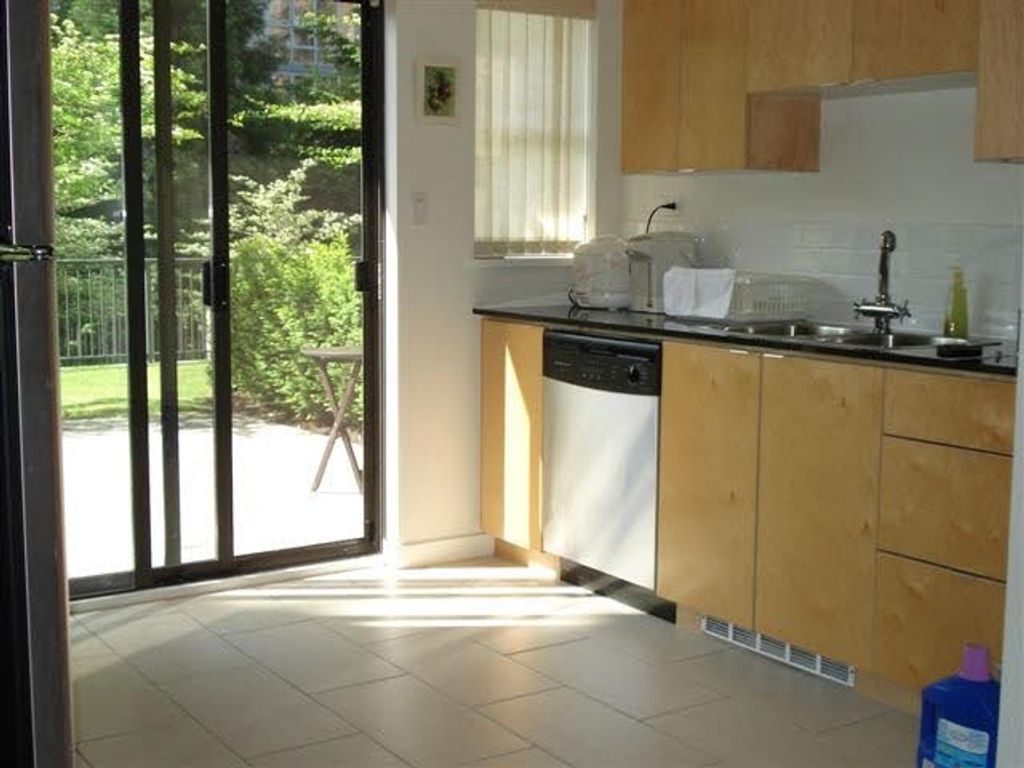 listing image 1106161530178200624