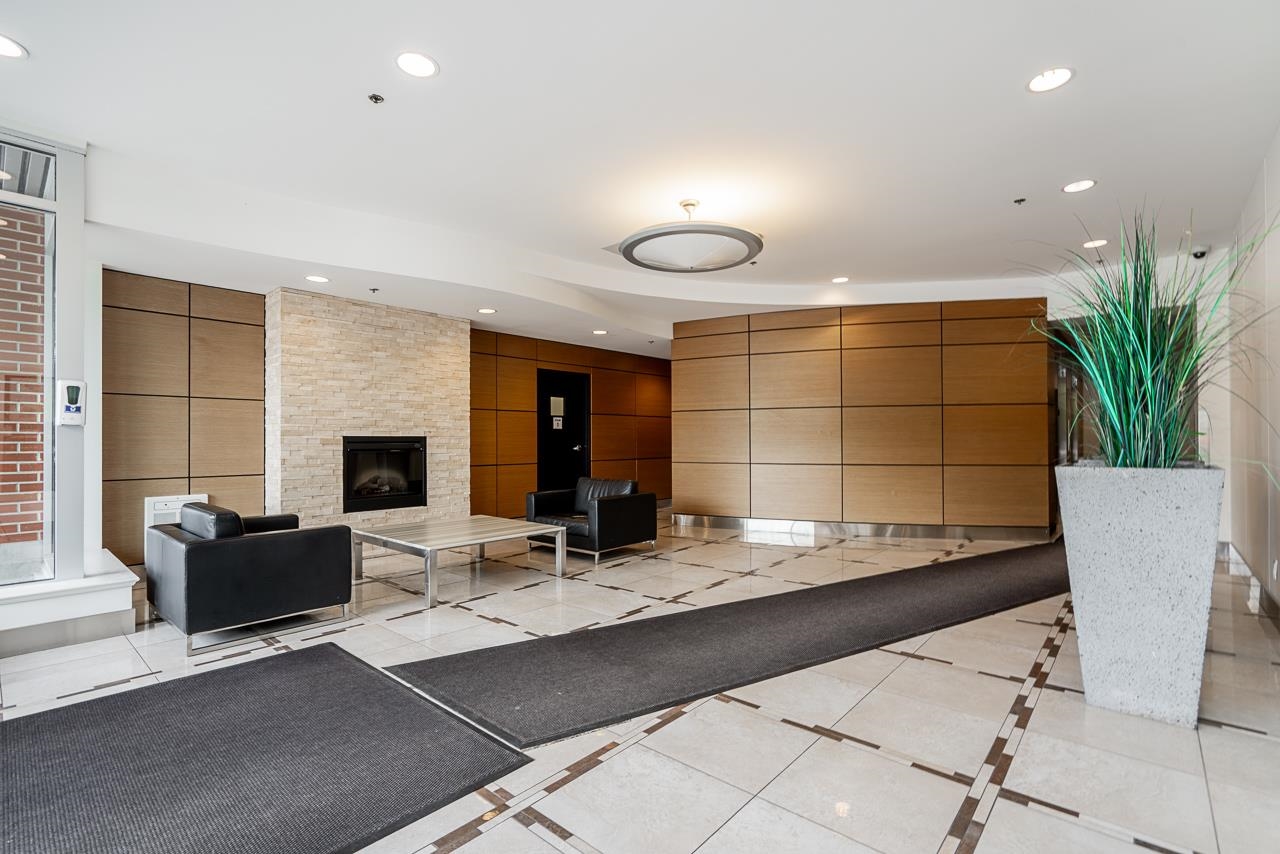 12069 Harris Road 906