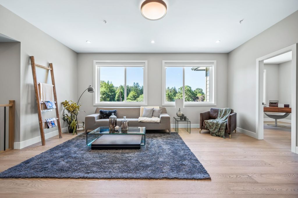 listing image 1108415514876217860