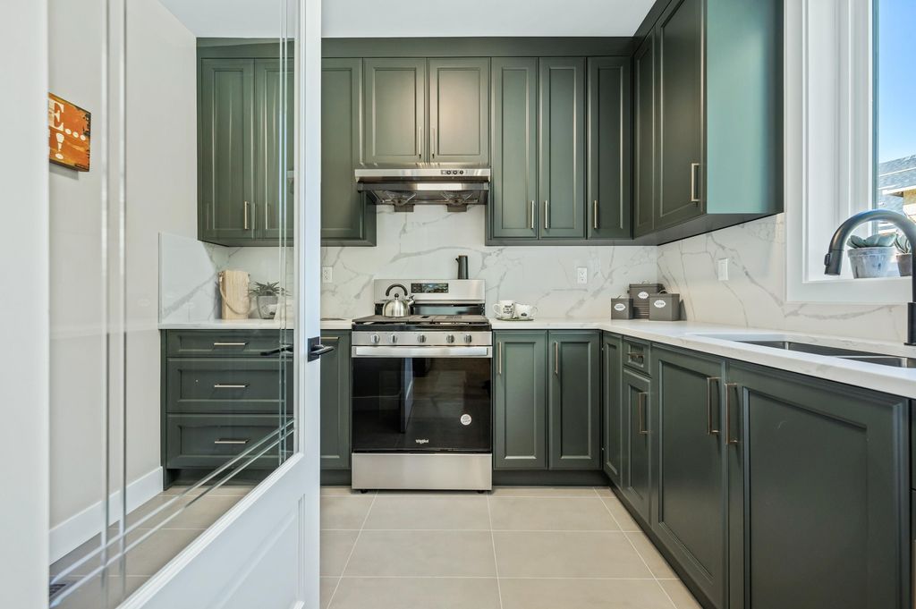 listing image 1106218902239746132