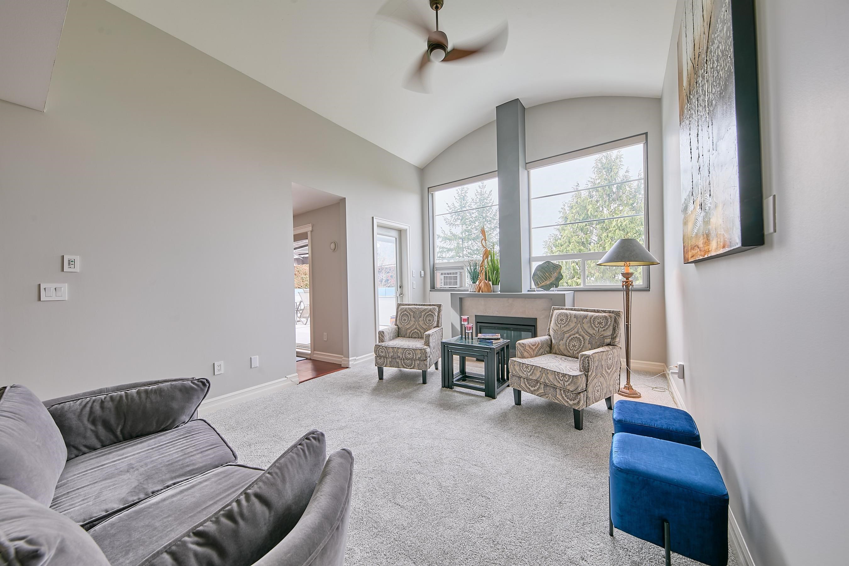 11519 Burnett Street 405