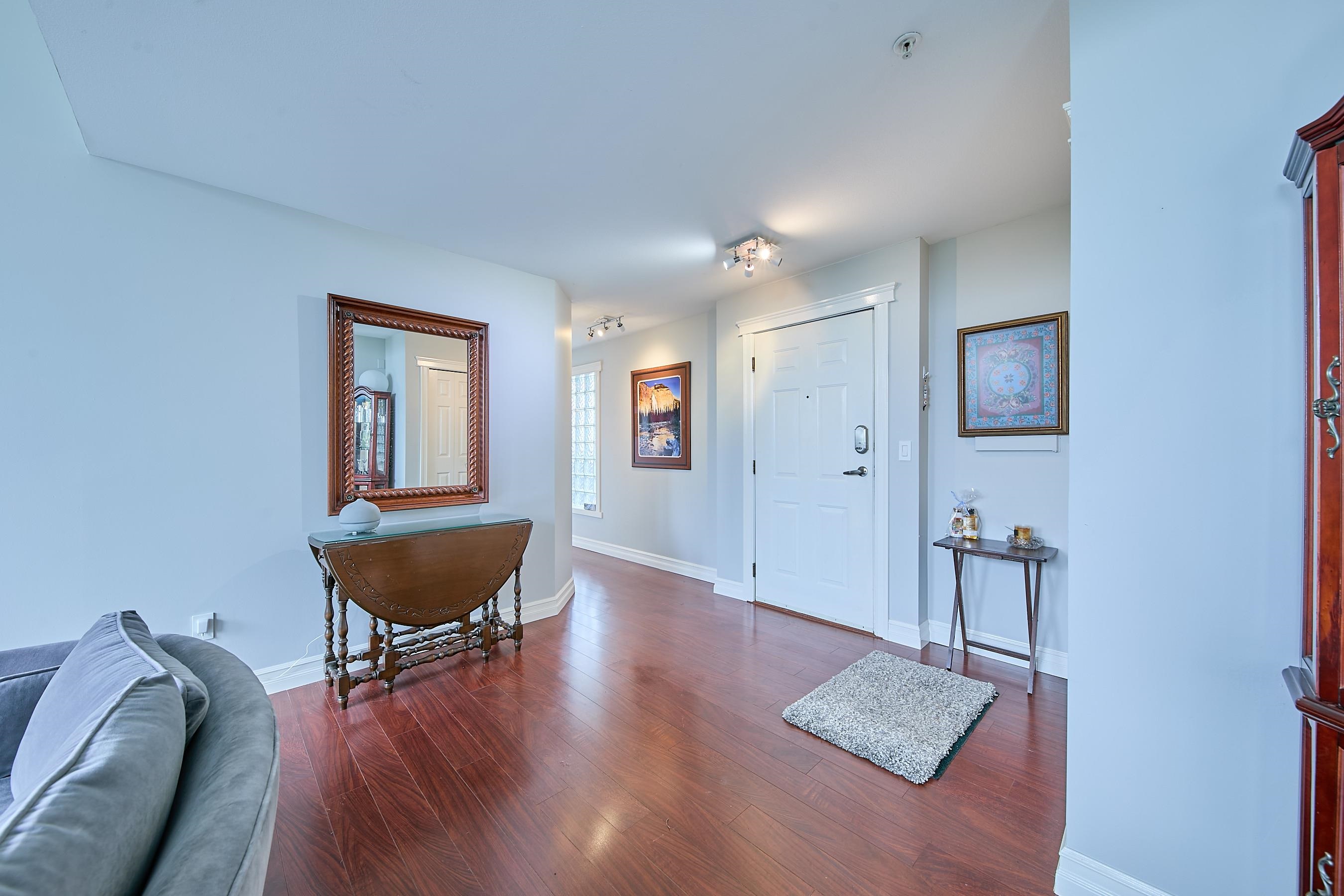 11519 Burnett Street 405