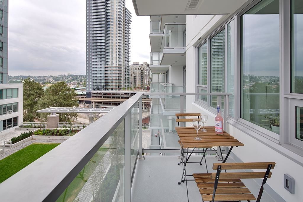 listing image 1101705330356804727
