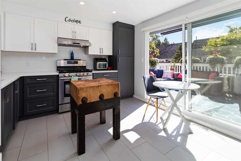 8187 Forest Grove Drive Burnaby BC V5A 4H5