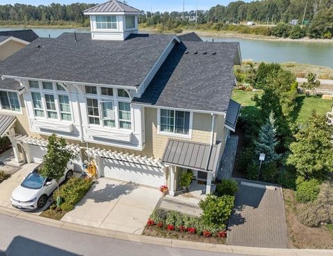 5551 Admiral Way 12B Delta BC V4K 0C9