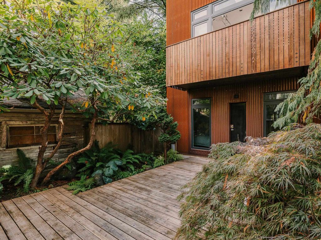 listing image 1108335223737071163