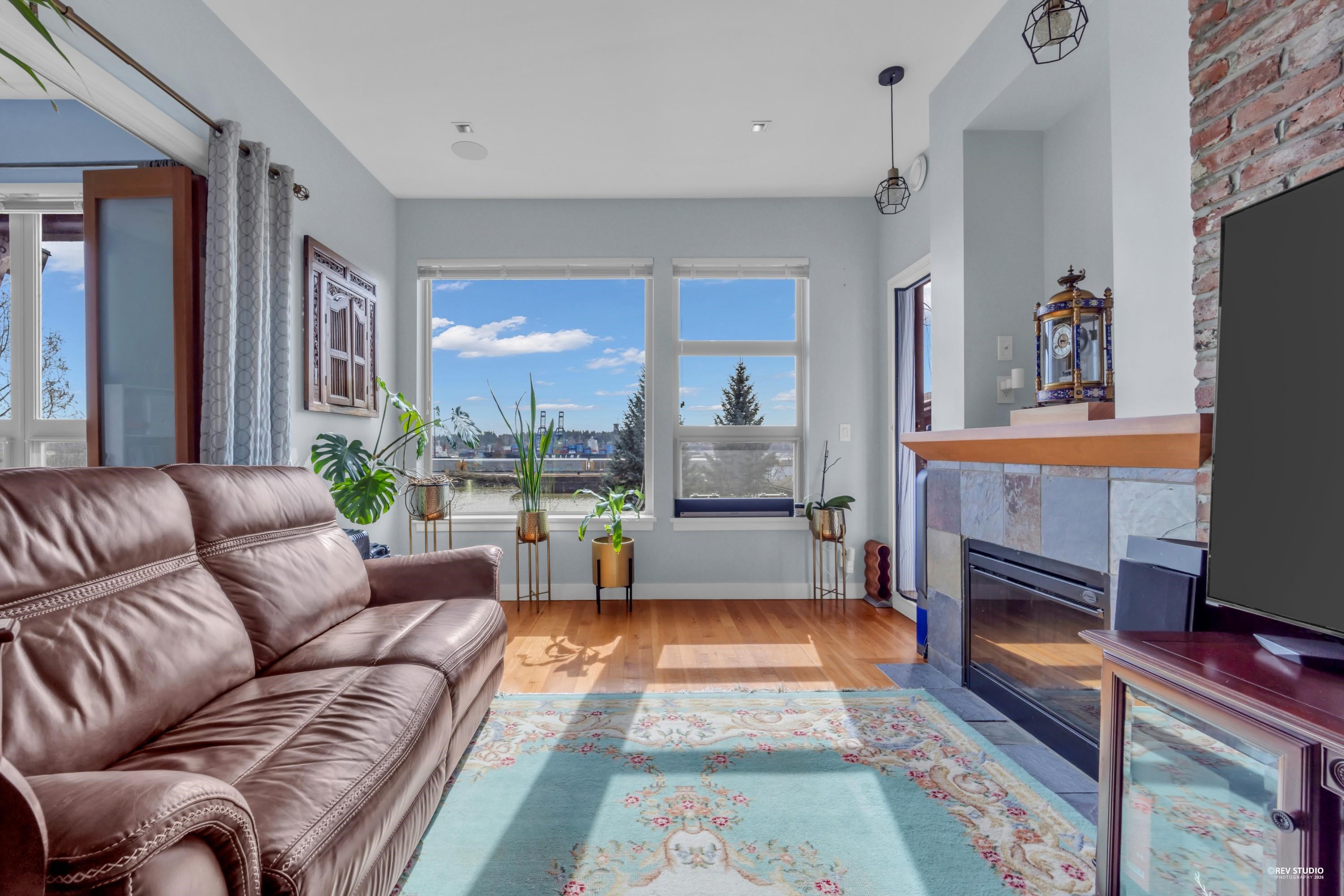 240 Salter Street 307