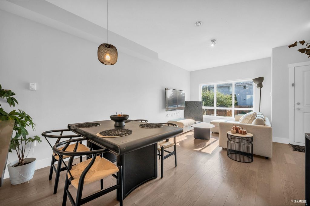 listing image 1104052784769505550
