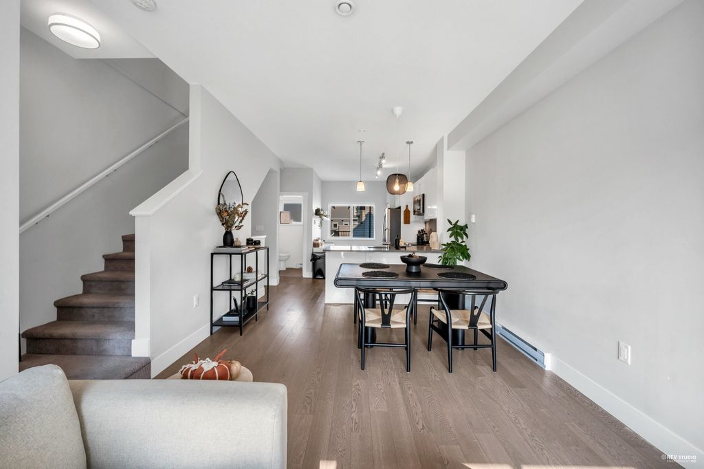 listing image 1102587720190915349