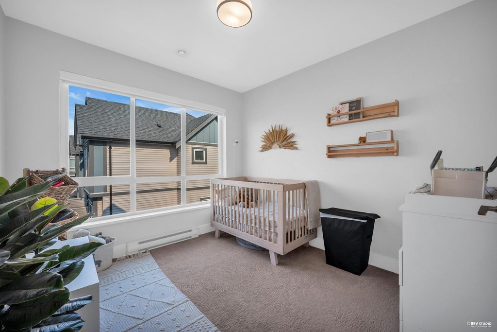 listing image 1100056715169348098