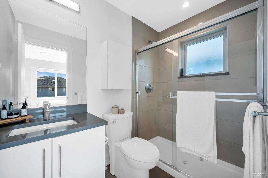 listing image 1100711800867233589