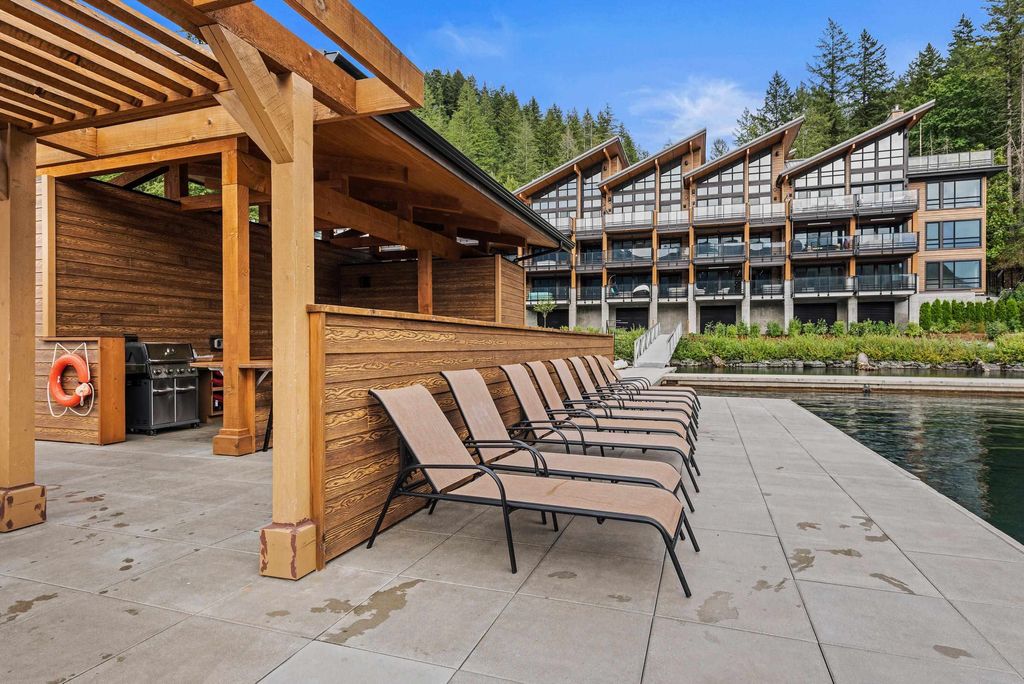 listing image 1106955313428621026
